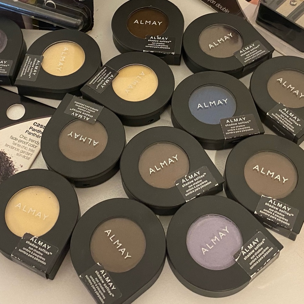Eye shadows from Almay Cosmetics